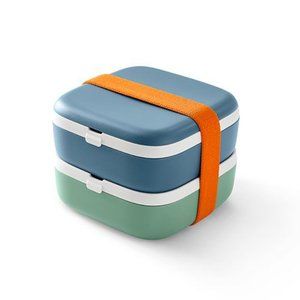 Pampered Chef Blue and Green Food Storage Box